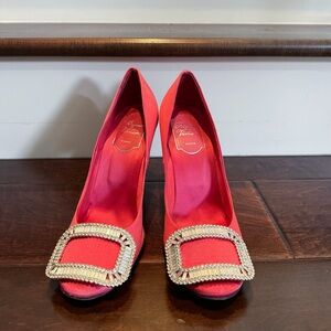 Roger Vivier Stain Pumps Size 37